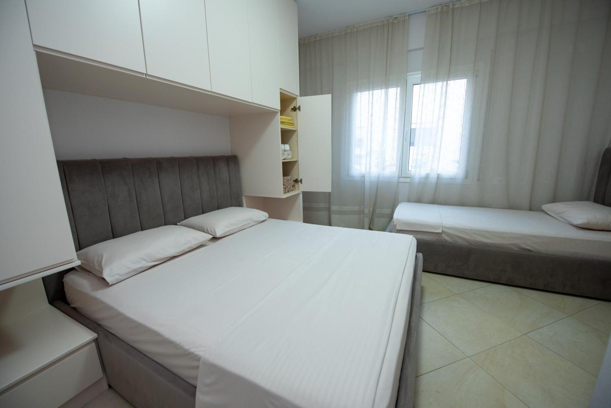 Riviera Apartament Vlorë Exterior foto