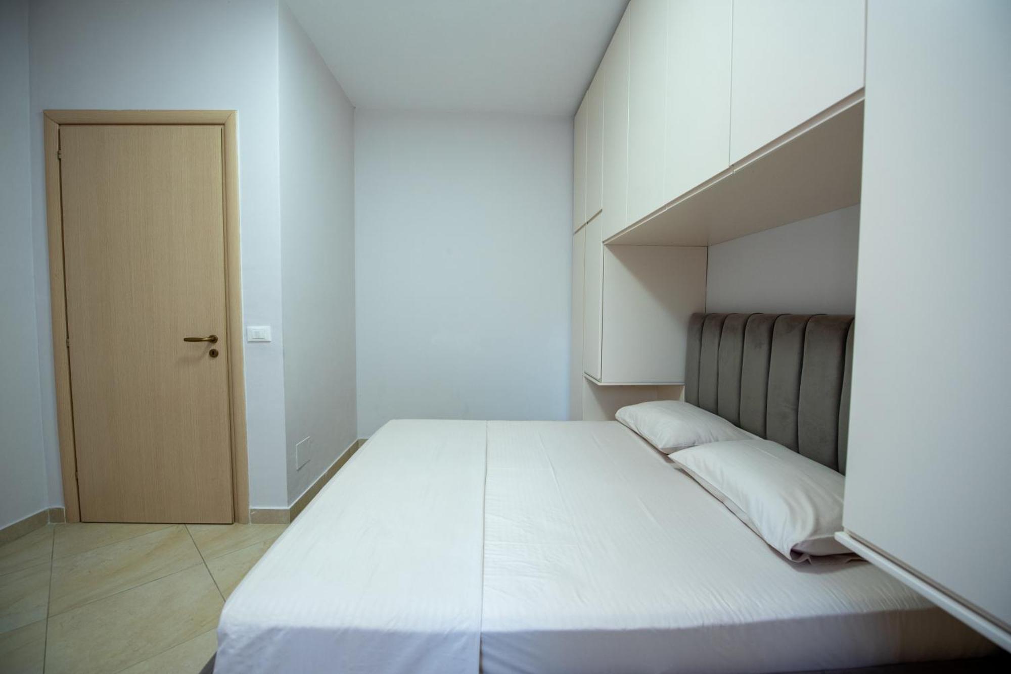 Riviera Apartament Vlorë Exterior foto