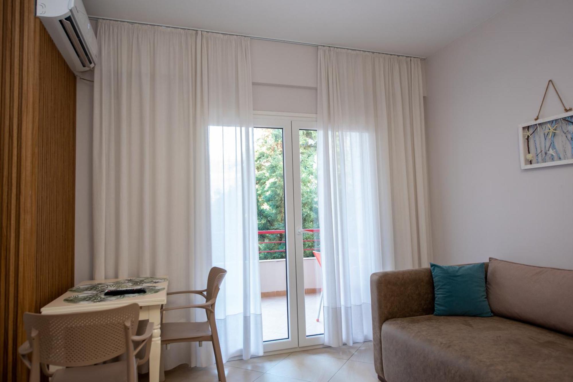 Riviera Apartament Vlorë Exterior foto