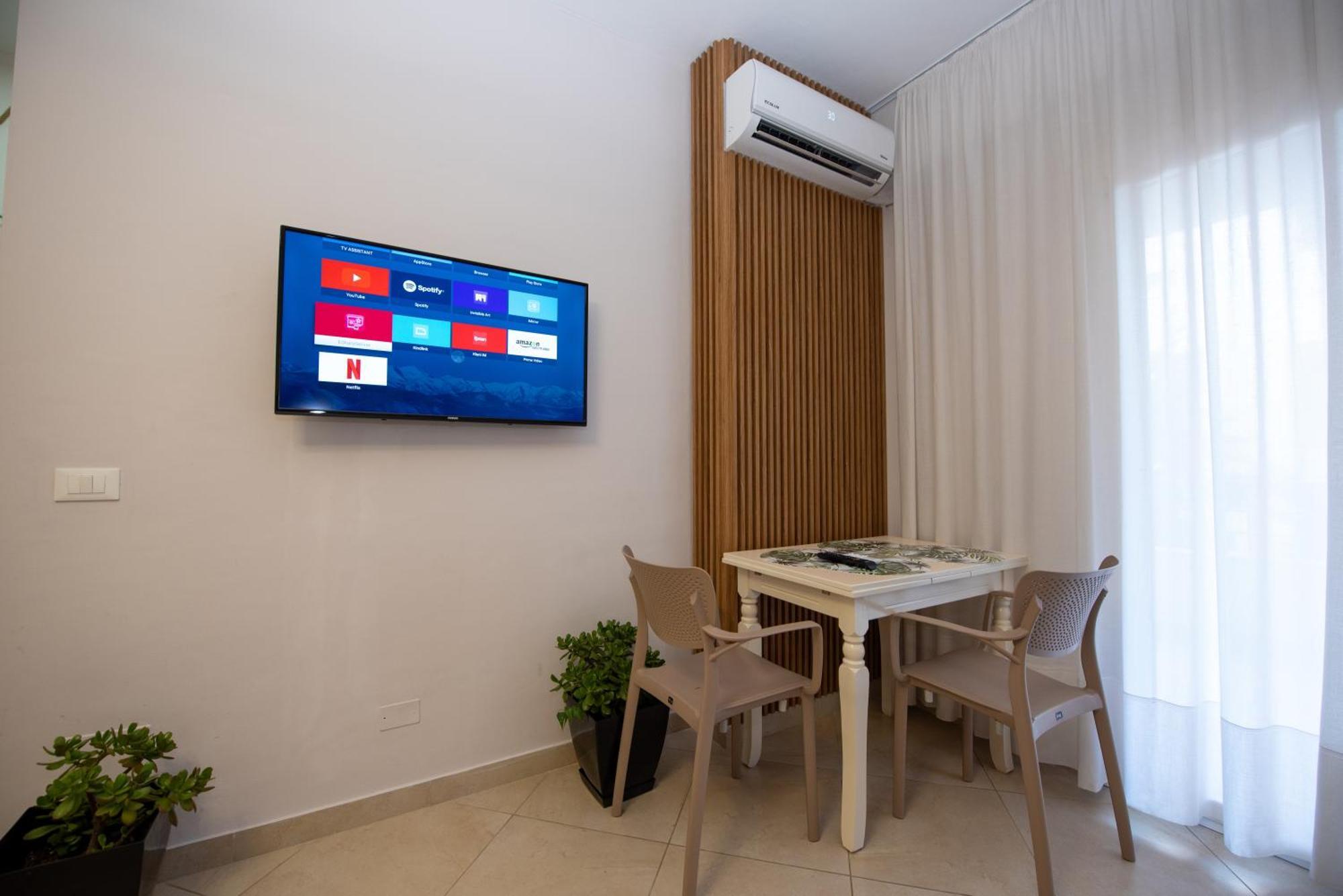 Riviera Apartament Vlorë Exterior foto