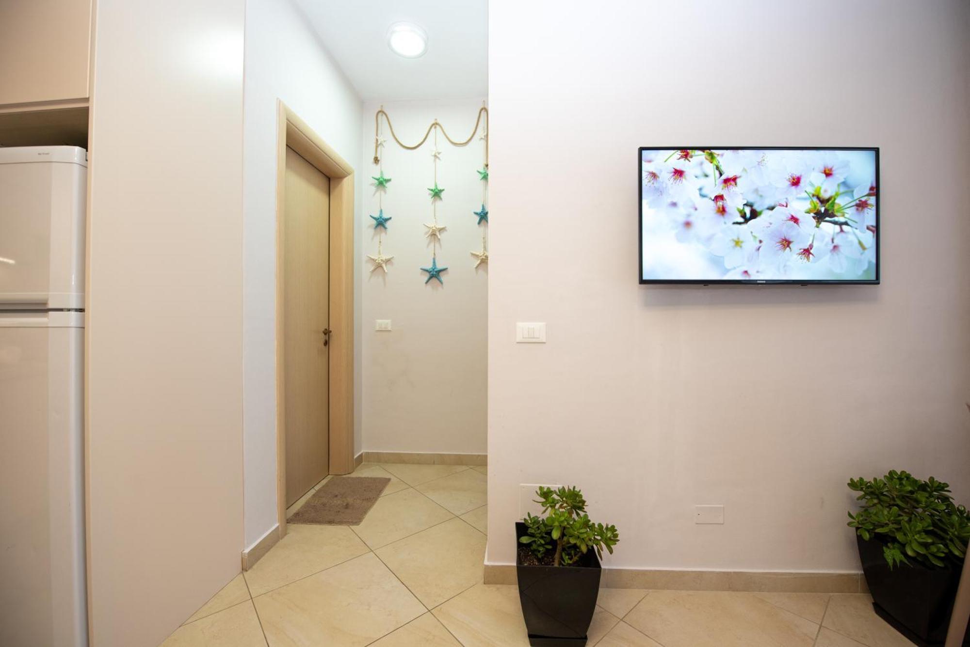 Riviera Apartament Vlorë Exterior foto