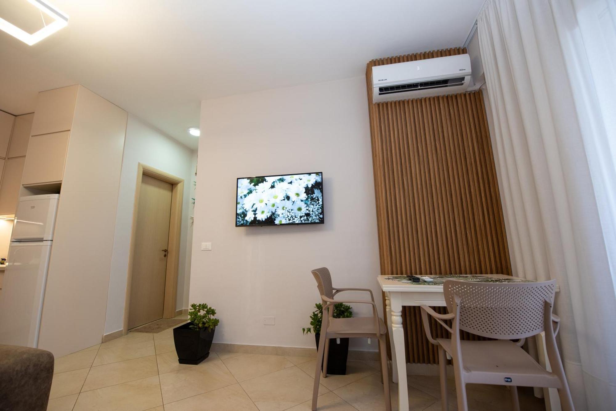 Riviera Apartament Vlorë Exterior foto